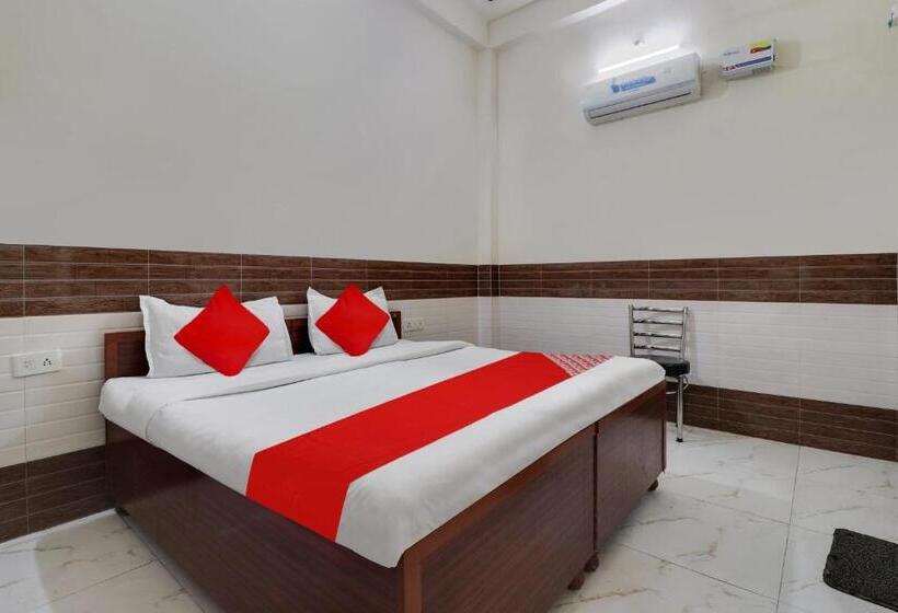 Трехместный Номер Классика, Oyo 85652  Tejas