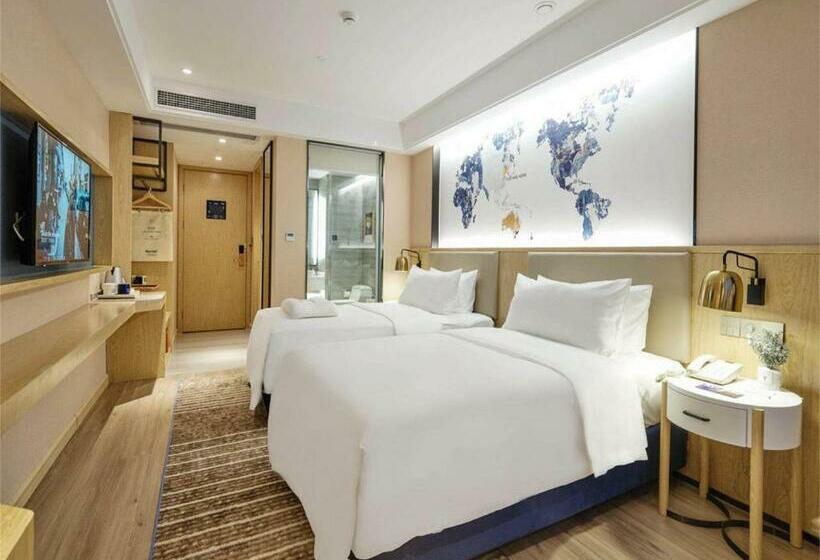 Номер Superior, Kyriad Hotel Shenzhen Pingdi Low Carbon City