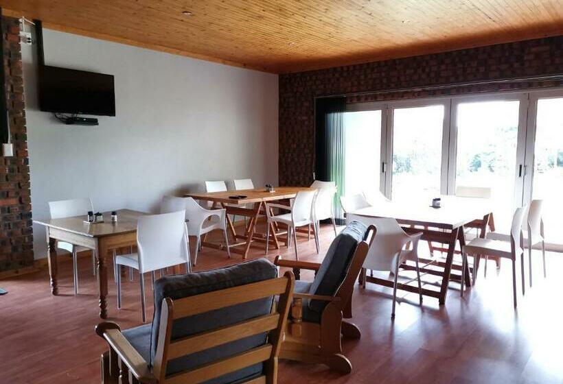 Семейный Номер, En Route Guest House