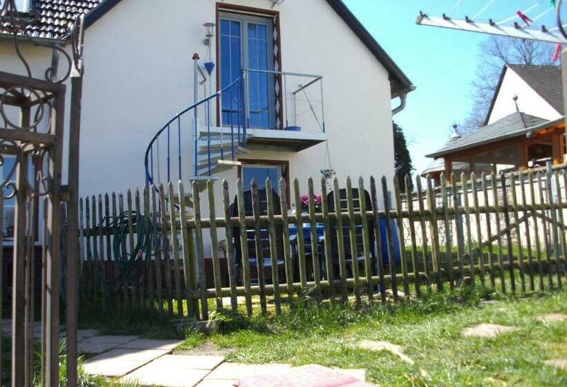 Номер Стандарт, Haus Klara