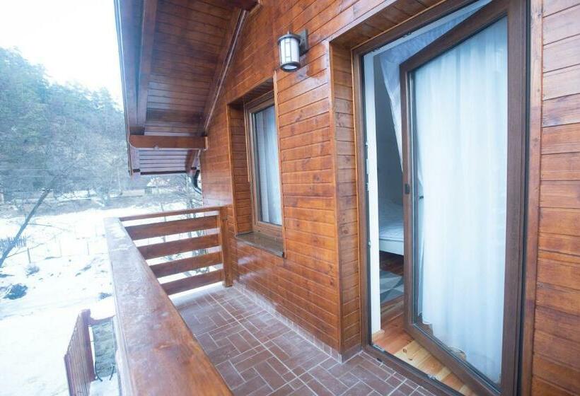 Номер Стандарт с Балконом, Livada Amely