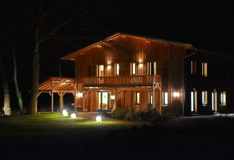 Номер Стандарт Вид на Озеро, Seehaus Hartwigsdorf