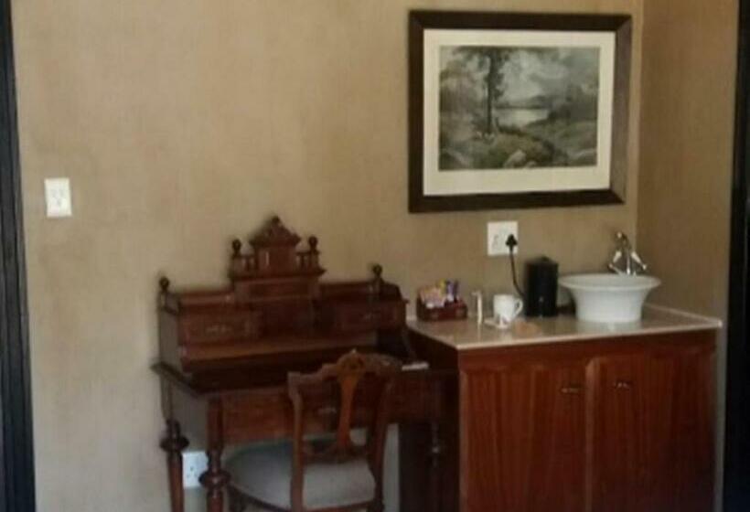 Номер Стандарт, Slot Loevenstein Guest House