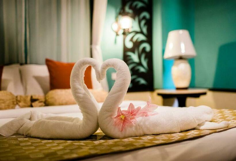 Полулюкс, Playa Tropical Resort