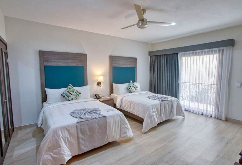 Quarto Quádruplo Estandar, Casa Nicole Boutique