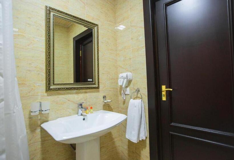 标准单人间, City Samarkand