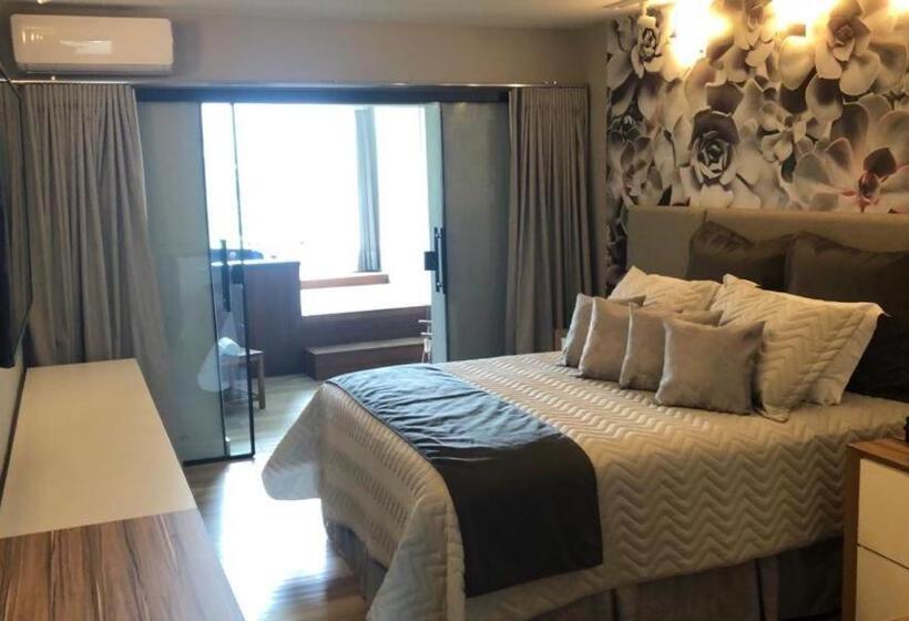자쿠지 스위트, Wembley Inn