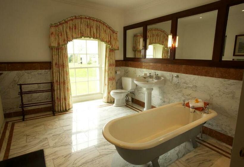 Полулюкс Повышенной Комфортности, Grange Manor