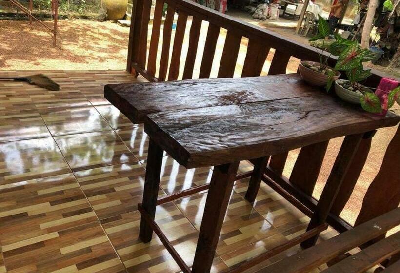 Номер Стандарт Вид на Сад, Garden Home, Chanthaburi