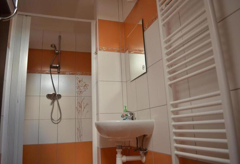 Люкс Кровать Кинг, Penzion Farma Dvorec