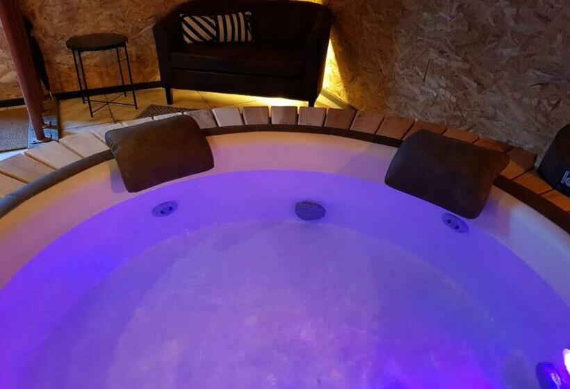Номер Deluxe, Au Soleil Vert   Chambre De Charme Avec Spa Et Sauna Privés