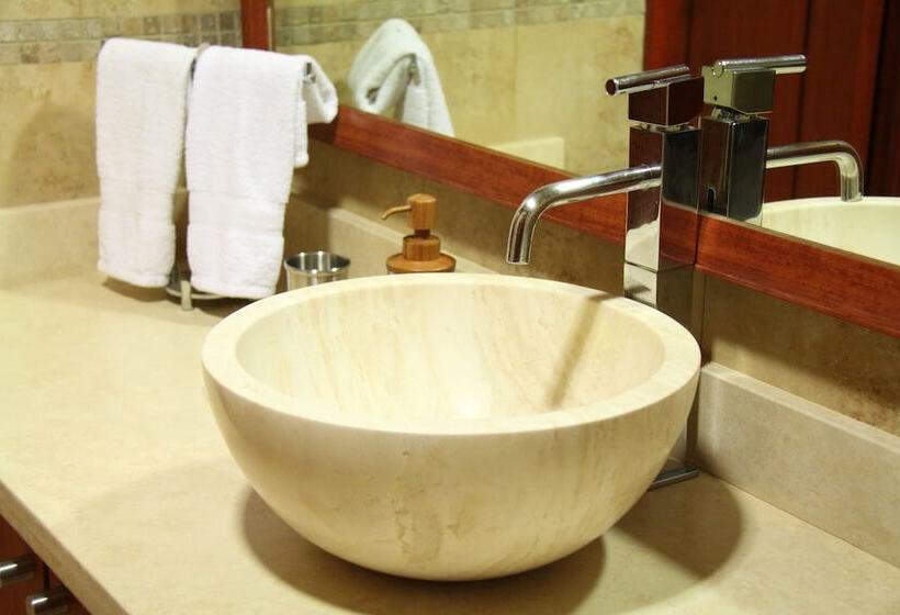 سوئیت راحتی, Apart Hotel Casa Serena