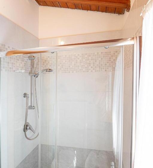 2 Bedroom Apartment Garden View, Ghiacci Vecchi Residence