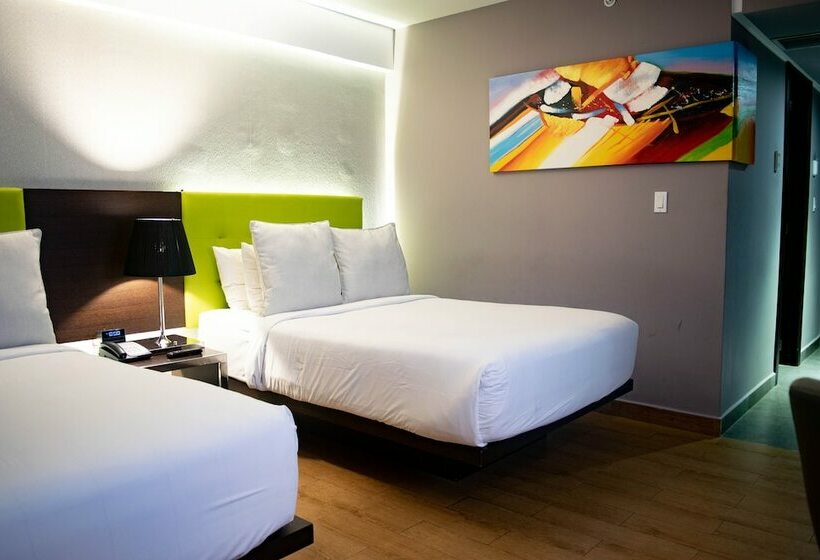 Номер Deluxe, Exe Oriental Panamá