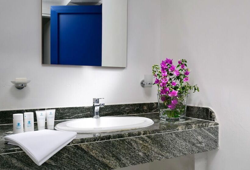 スーペリアの４人部屋, Th Ostuni   Ostuni Village