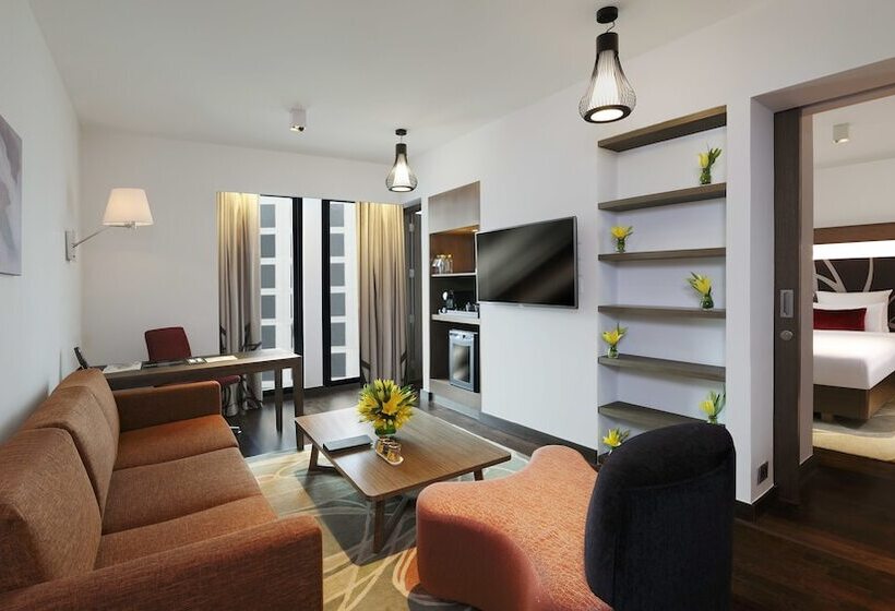 سوییت سوپریور, Novotel New Delhi Aerocity  International Airport