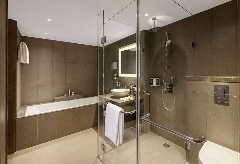 سوییت سوپریور, Novotel New Delhi Aerocity  International Airport