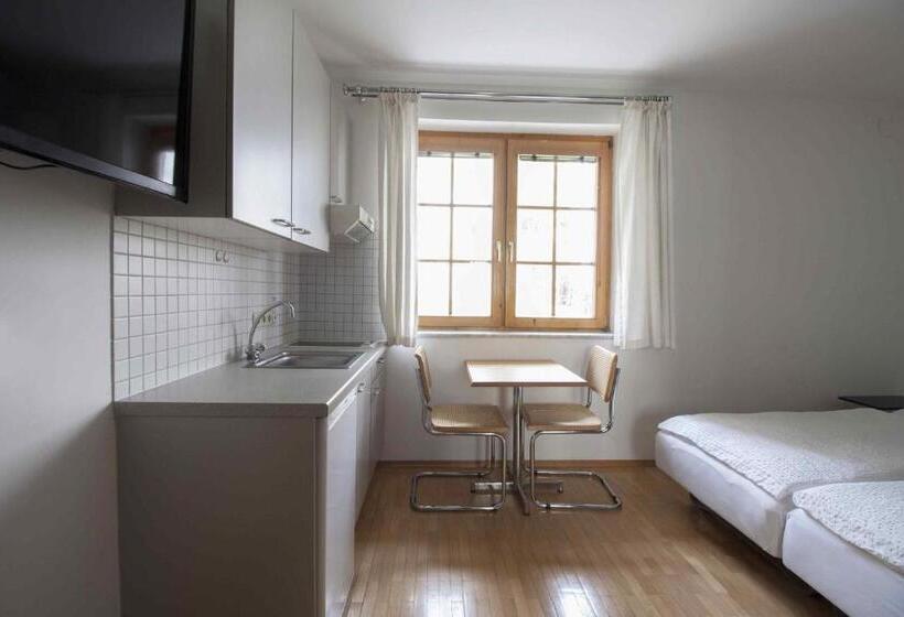 استودیو ساده, Appartements Christophorus