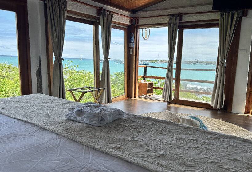 Люкс, Blu Galapagos Sustainable Waterfront Lodge
