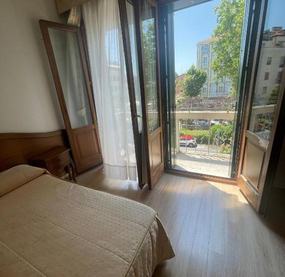 Habitació Estàndard, Cristallo