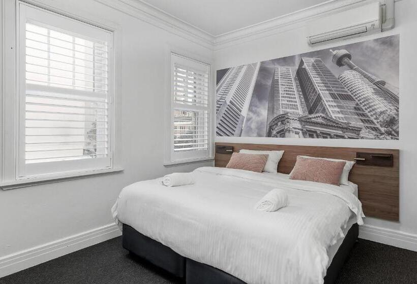 스탠다드 트리플 룸, Criterion Hotel Sydney