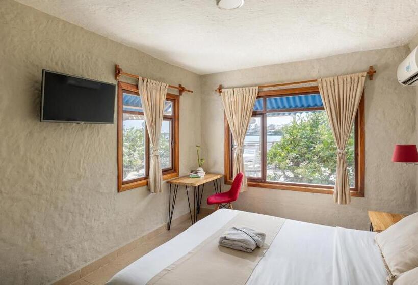 Номер Superior, Blu Galapagos Sustainable Waterfront Lodge