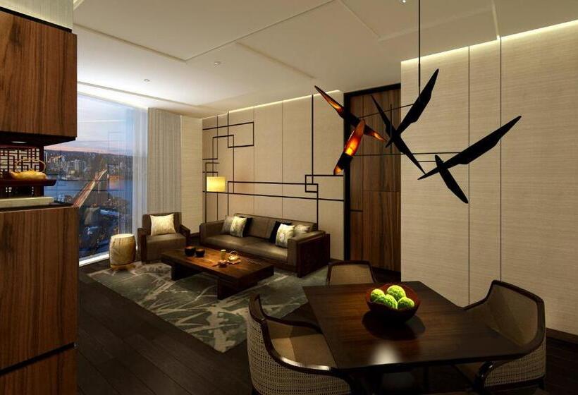 Люкс Повышенной Комфортности, Hualuxe Hotels & Resorts Nanchang High Tech Zone, An Ihg