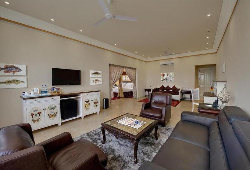 家庭套房, Mayfair Palm Beach Resort