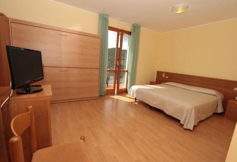 Номер Стандарт Вид на Озеро, Park Hotel Faver