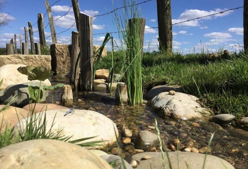 Номер Стандарт, Domaine Du Moulin De Jeanne