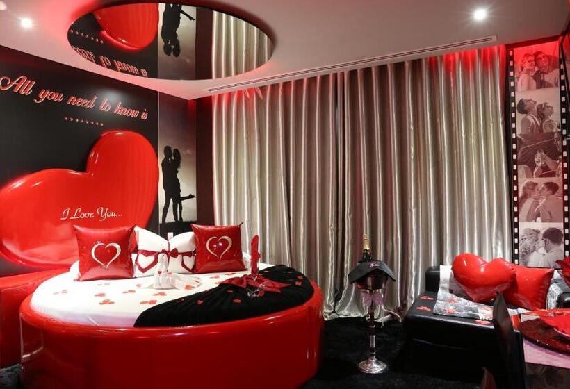 اتاق استاندارد, Motel Emoções