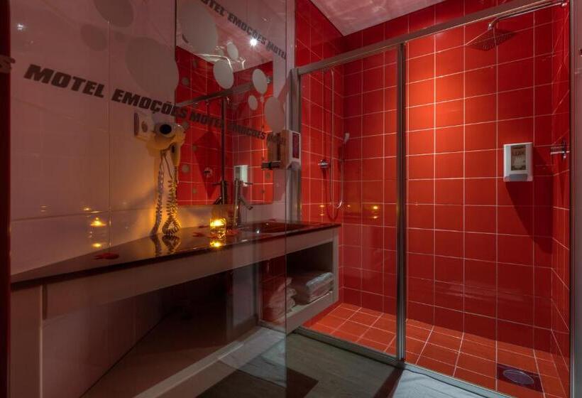 اتاق استاندارد, Motel Emoções