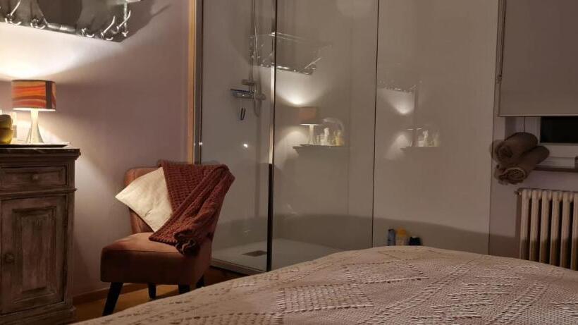 Вилла 1 Спальня, Bed Vue Sur Vallée De La Meuse Namur