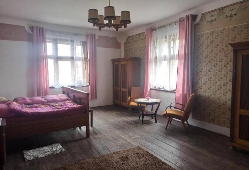 Апартаменты 2 Спальни, Apartmán Měňany