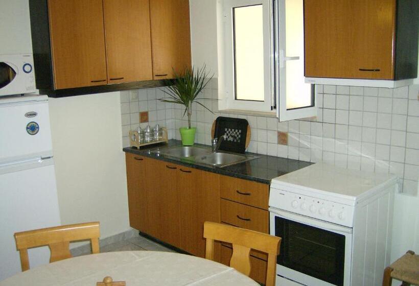 Люкс с гидромассажем, Creta Suites