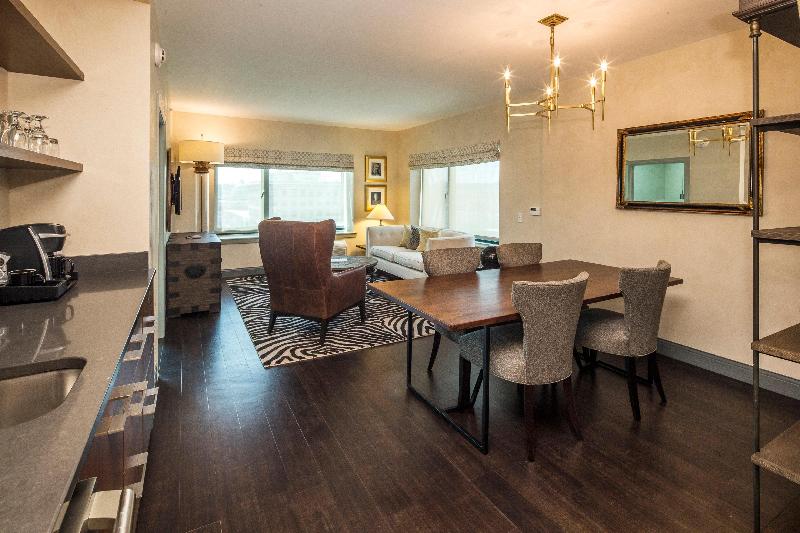 Люкс Кровать Кинг, Indigo Pittsburgh East Liberty, An Ihg