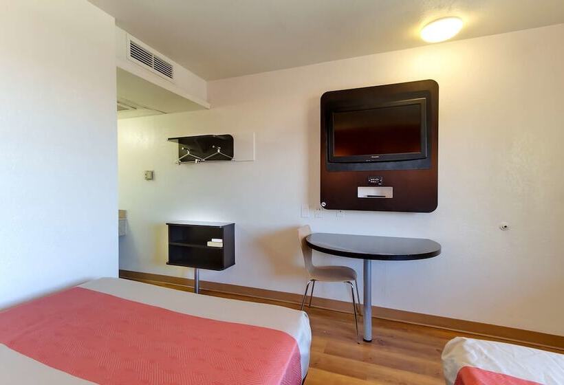 스탠다드 룸 더블 침대 2개, Motel 6 Capitol Heights, Md   Washington