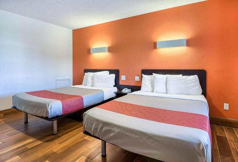 Четырехместный Номер Стандарт, Motel 6 Harrisonburg, Va   South