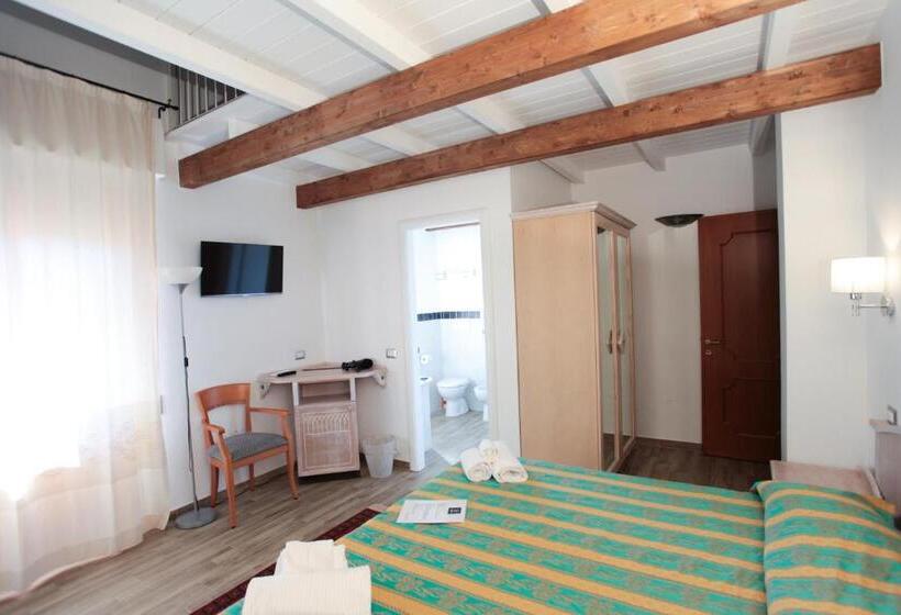 Duplex Junior Suite, Locanda Degli Artisti