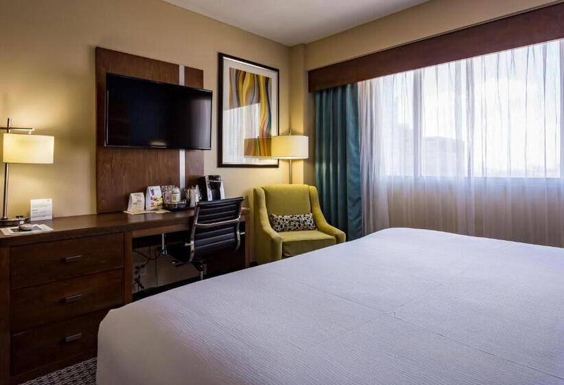 Номер бизнес-класса, Holiday Inn Houston Downtown, An Ihg
