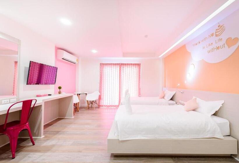 اتاق لوکس, The Tint At Phuket Town   Sha Plus