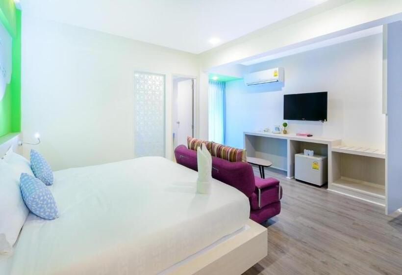 اتاق لوکس, The Tint At Phuket Town   Sha Plus