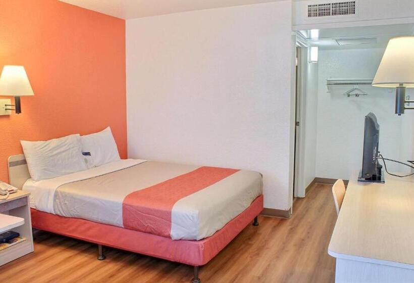 Номер Стандарт, Motel 6 Atascadero, Ca