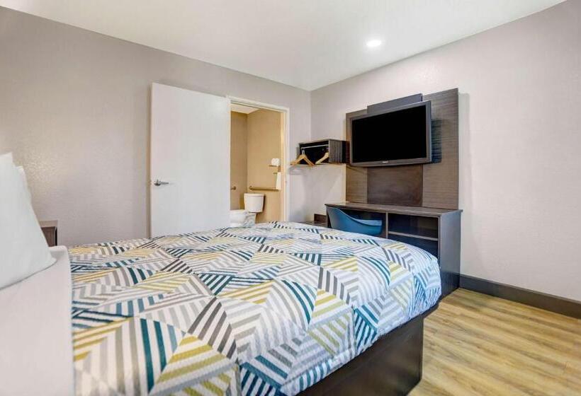 Номер Deluxe Кровать Кинг, Motel 6 San Bernardino, Ca   North