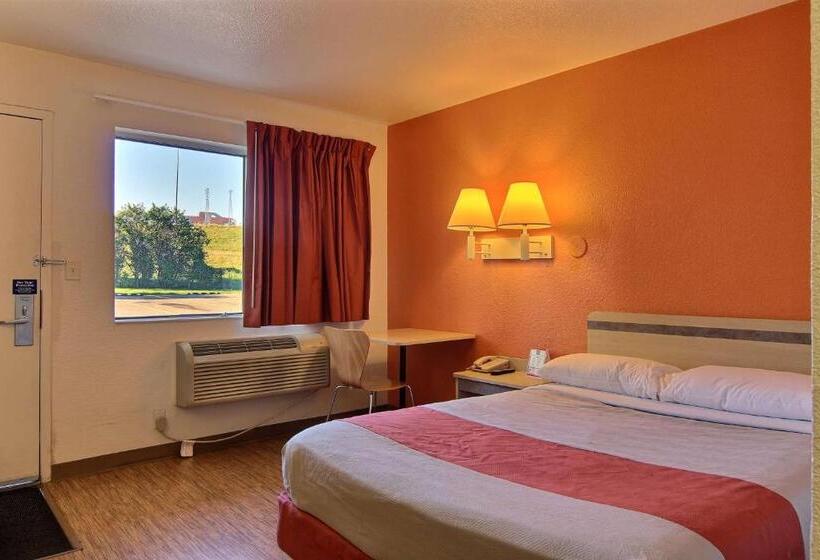 장애인을 위한 스탠다드 룸, Motel 6 Bismarck, Nd