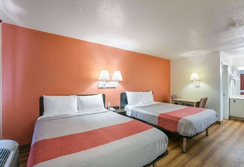 Номер Deluxe, Motel 6 dothan, Al