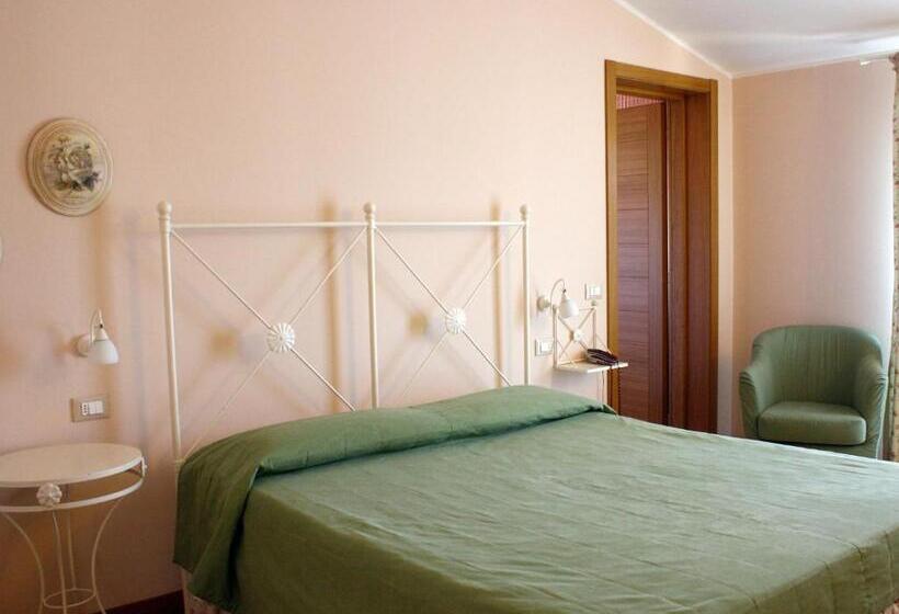 اتاق سوپریور, Ca Del Moro Resort