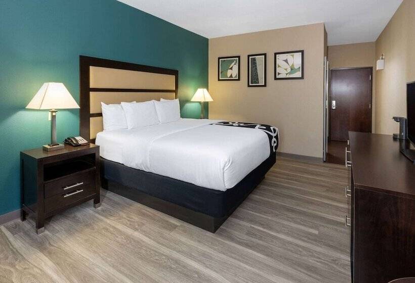 Номер Стандарт Адаптированный для Инвалидов, La Quinta Inn & Suites By Wyndham Durant