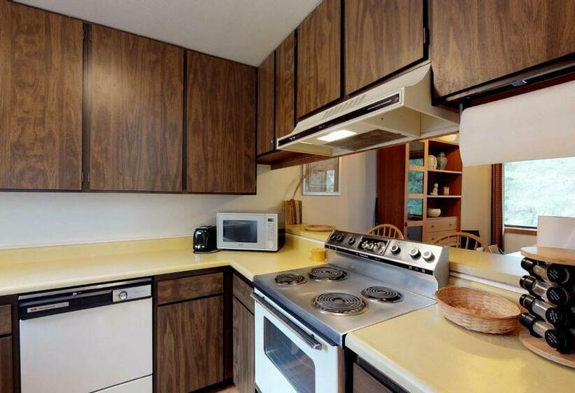 침실 2개 아파트, Shaver Haven Condominium