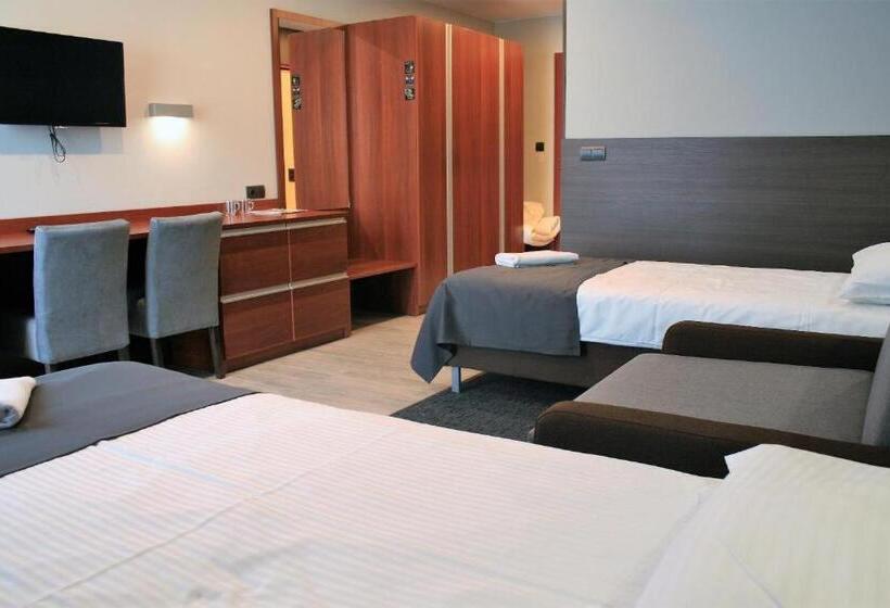 Quarto Deluxe, Centralny Ośrodek Sportu   Wałcz